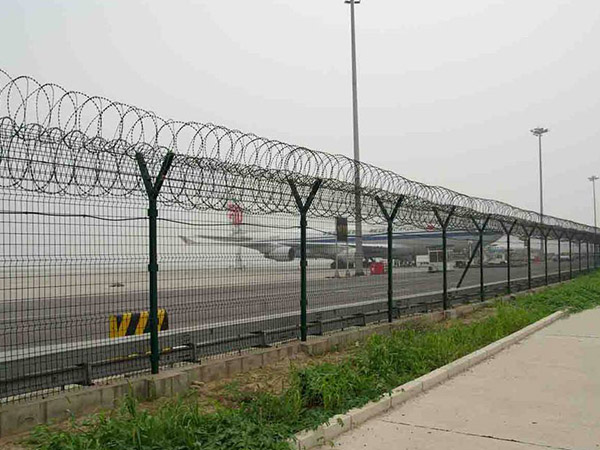 机场护栏网图片3