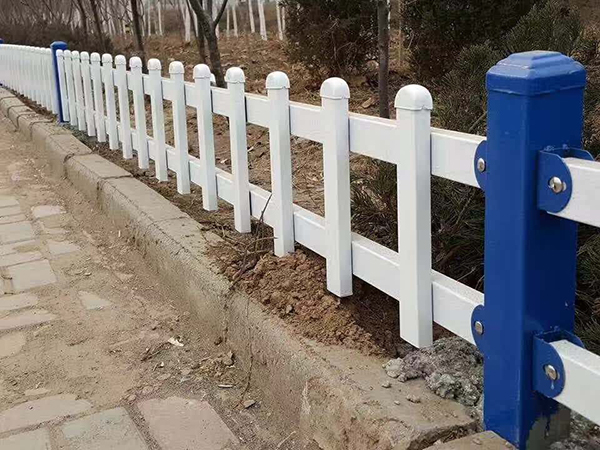 草坪护栏图片3