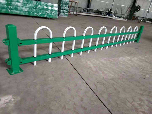 草坪护栏图片4
